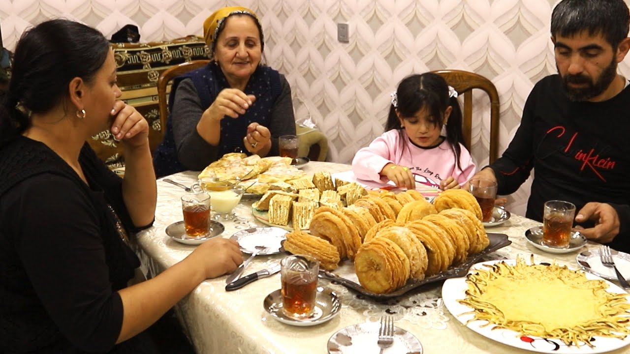 Azerbaijan Traditional Sweet Village Breakfast | Gatlama | Fasali | Mahara |